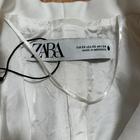 Zara XS ecru belted tuxedo jacket. - Picture 8 of 12
